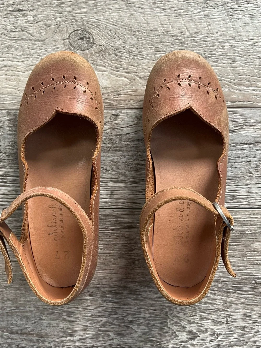 Adelisa & Co. Leather Cosecha Mary Jane Shoes Size 27 (Size 10)